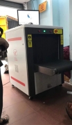 　違禁物品貼身都會被檢出來，太高科技了
